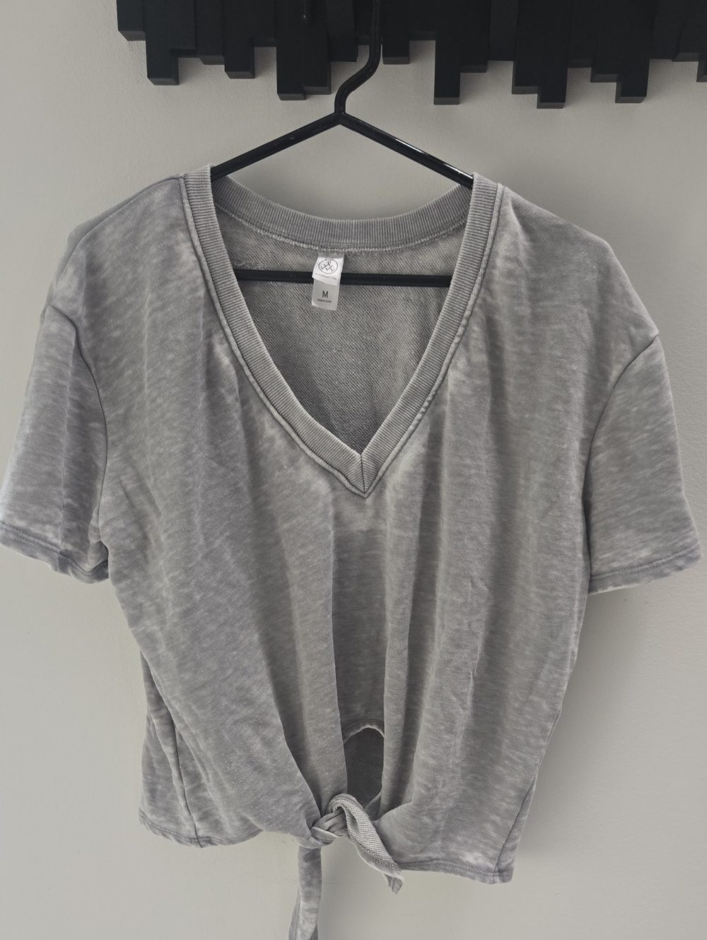 Alternative Light Gray V-Neck Tie-Front Crop Top